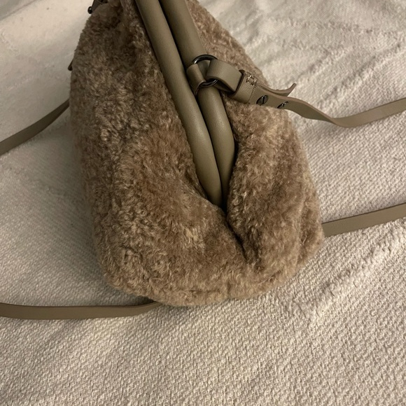Vince Camuto Issey Faux Sherpa- Genuine leather trim Crossbody Bag-Taupe - Picture 3 of 13